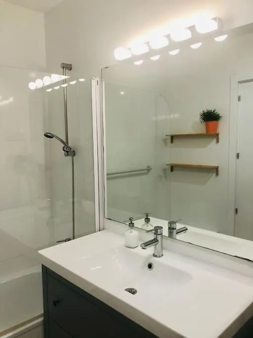 Centrico Piso Con 2 Camas De Matrimonio Apartment Malaga